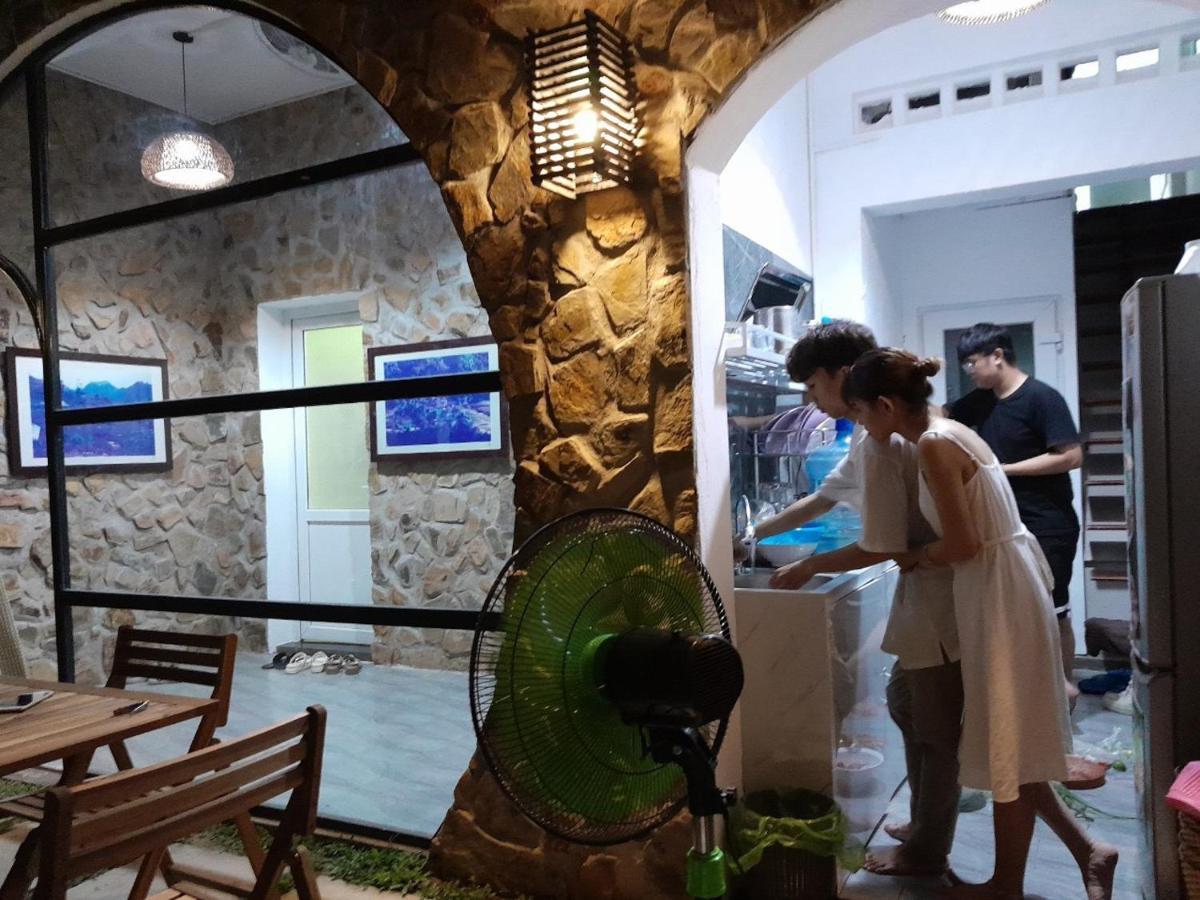 Yen Homestay ダナン市 エクステリア 写真